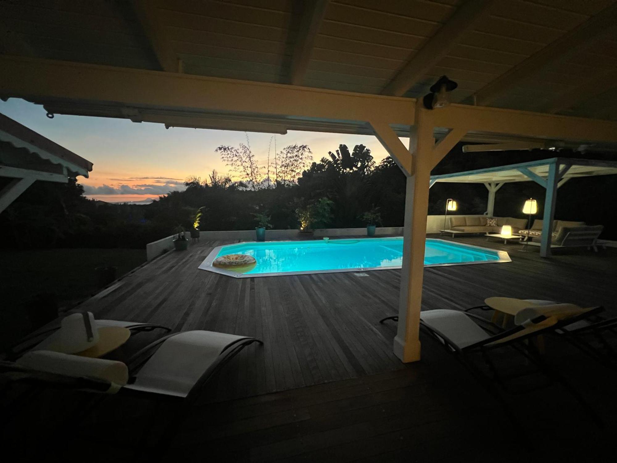 Spacieuse Villa Corossol Avec Piscine Et Jeux Exterieurs Le Gosier  Exterior photo
